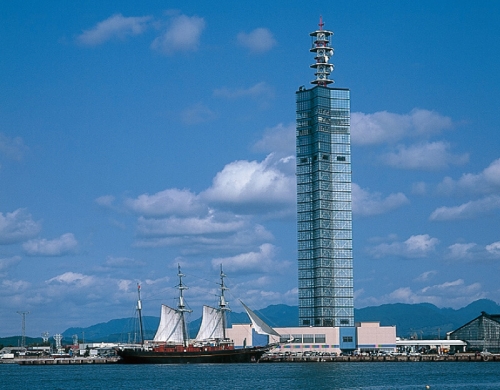 อะกิตะซิตี้พอร์ตทาวเวอร์เซลิออน